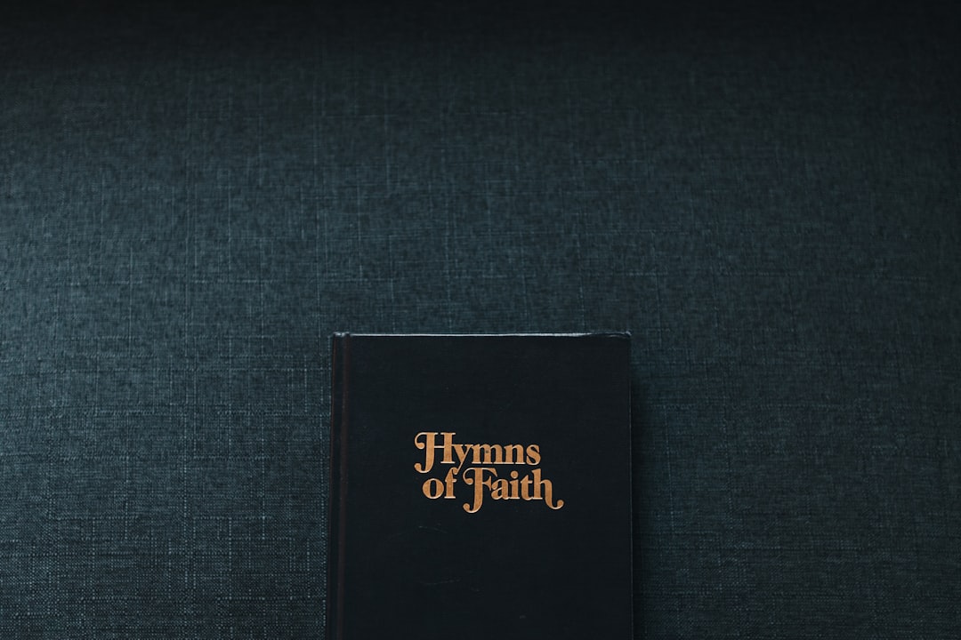 hymn-640x480-18604715.jpeg