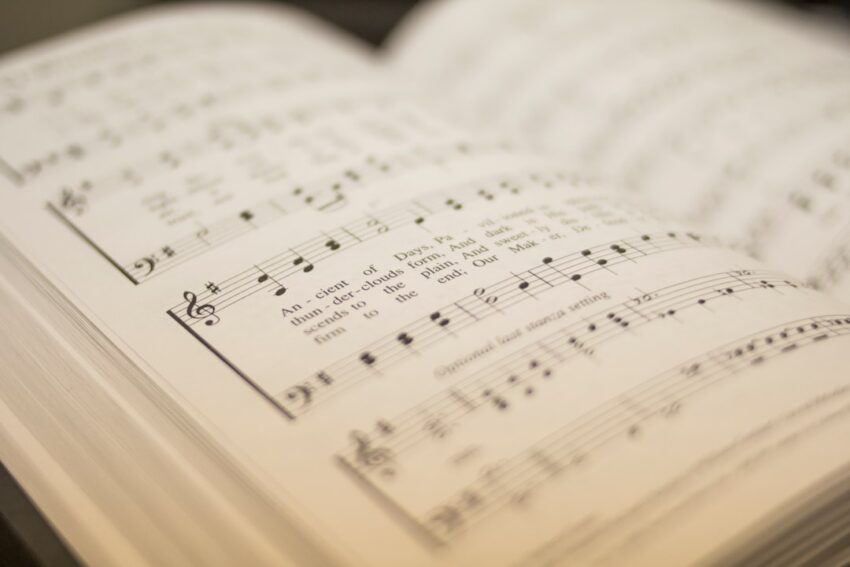 hymn-640x480-86034844.jpeg