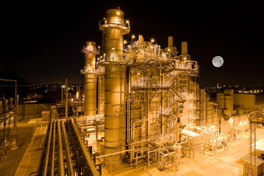 industrial-640x480-73240927.jpeg