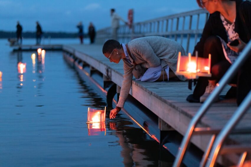 memorial-640x480-15208086.jpeg