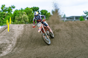 Husqvarna Z400X: Unveiling High-Productivity Power for Off-Road Dominance