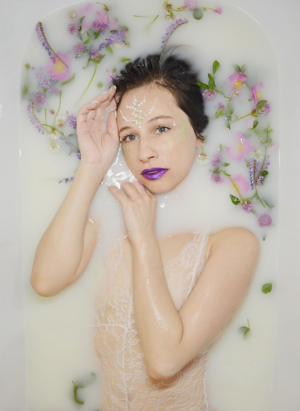 Enhance Your Bathroom: Luxury Bath Accessories from Jones Plumbing Plus