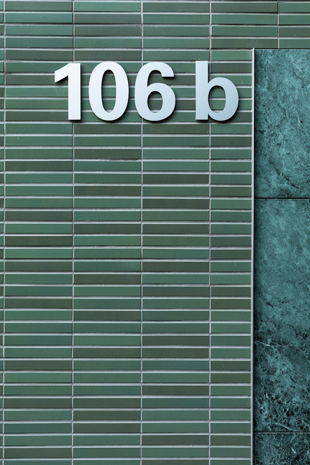 r15m-640x480-790745.jpeg