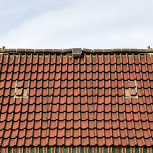 roof-640x480-54775390.jpeg