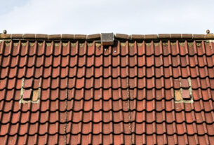 roof-640x480-54775390.jpeg