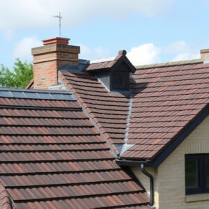 roofing-640x480-40450954.jpeg
