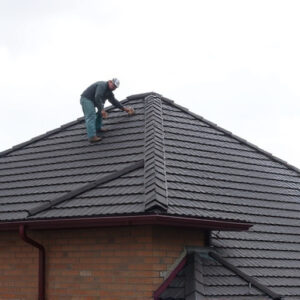 roofing-640x480-56057787.jpeg