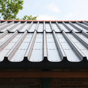 roofing-steel-640x480-11798006.jpeg