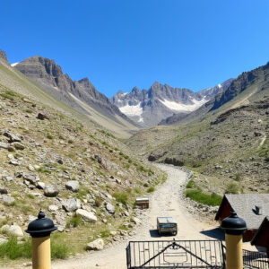 rugged-terrain-640x480-48773432.jpeg