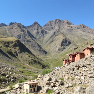 rugged-terrain-640x480-65026204.jpeg