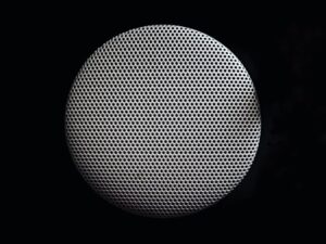 speaker-640x480-70562372.jpeg