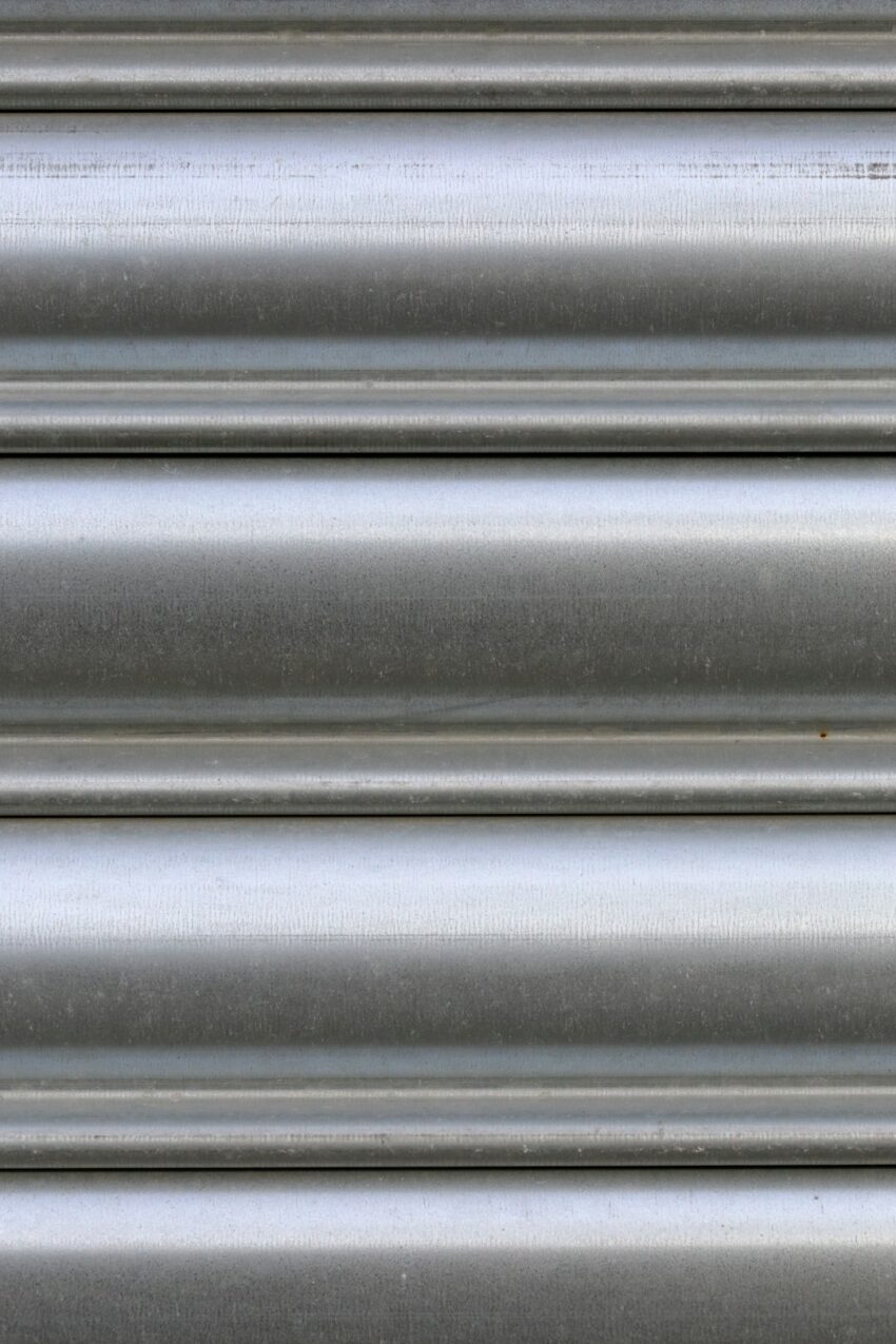 steel-640x480-96526306.jpeg