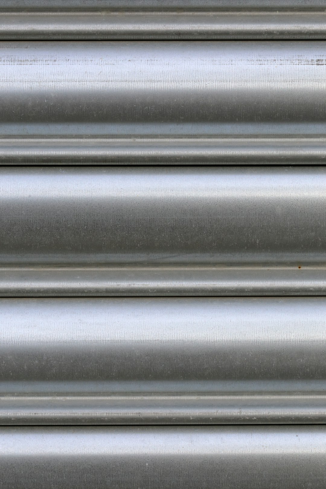 steel-640x480-96526306.jpeg