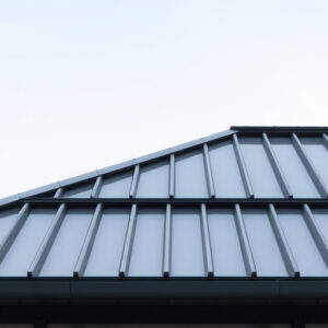 steel-roof-640x480-4087963.jpeg