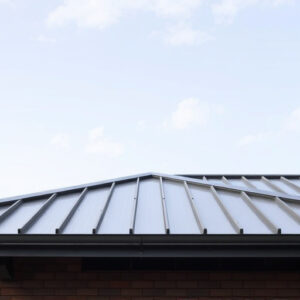 steel-roof-640x480-43307167.jpeg