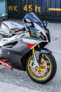 superbike-640x480-99439035.jpeg
