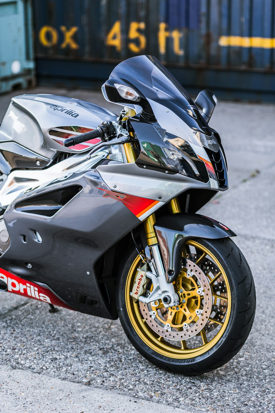 superbike-640x480-99439035.jpeg