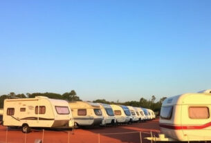 australian-caravans-640x480-89804299.jpeg