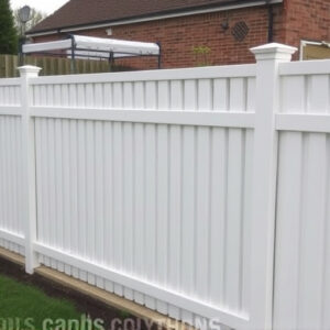 backyard-colorbond-fences-640x480-53634845.jpeg