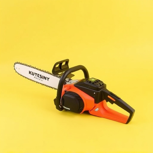 battery-chainsaw-640x480-96186986.jpeg