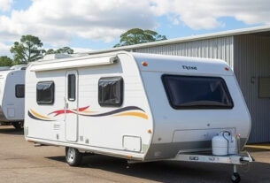 caravan-dealer-melbourne-640x480-12751455.jpeg