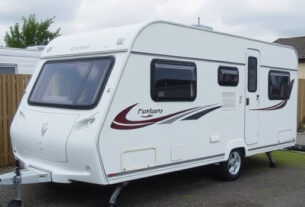 caravan-servicing-640x480-75703206.jpeg