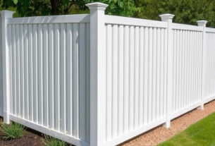 colorbond-fencing-640x480-44852217.jpeg