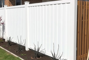 colorbond-fencing-640x480-82101629.jpeg