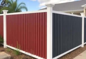 colorbond-fencing-640x480-89160613.jpeg