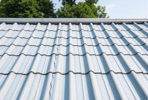 corrugated-roofing-640x480-89728179.jpeg