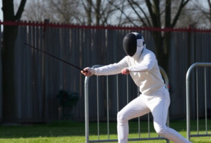 fencing-640x480-49877516.jpeg