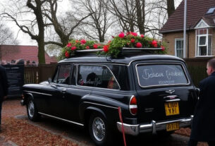 hearse-640x480-30136698.jpeg