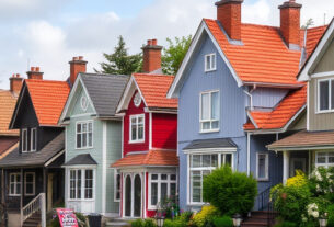 houses-640x480-5903782.jpeg