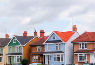 houses-640x480-98527291.jpeg