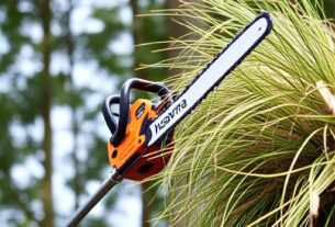 husqvarna-pole-saw-640x480-84461088.jpeg