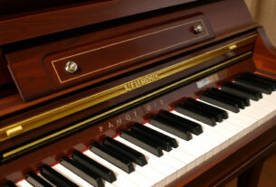 piano-640x480-71669678.jpeg