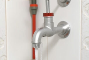 plumbing-tool-640x480-28604252.jpeg