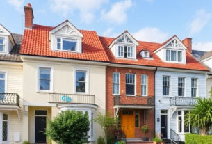 properties-for-sale-640x480-14542470.jpeg
