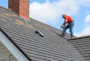 residential-roof-repairs-640x480-48944991.jpeg