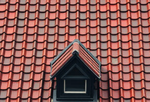 roof-640x480-27393369.jpeg