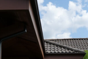 roof-640x480-73410541.jpeg