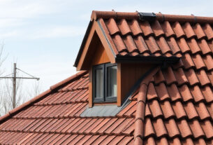 roof-640x480-90105019.jpeg