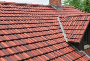 roofing-640x480-25963120.jpeg