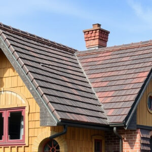 roofing-640x480-47014678.jpeg