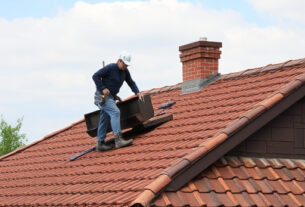 roofing-640x480-70404113.jpeg