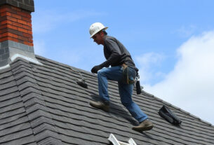 roofing-work-640x480-75869070.jpeg
