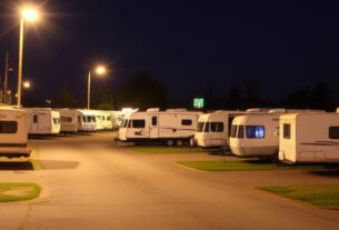 rv-lot-640x480-79137508.jpeg