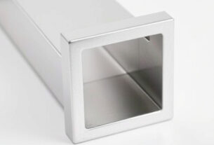 stainless-steel-square-tube-640x480-38519648.jpeg