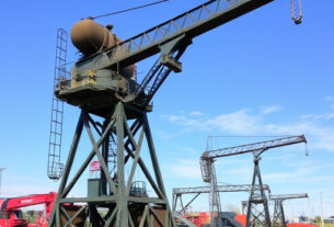 steel-640x480-83891953.jpeg