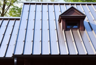steel-roofing-640x480-71786252.jpeg